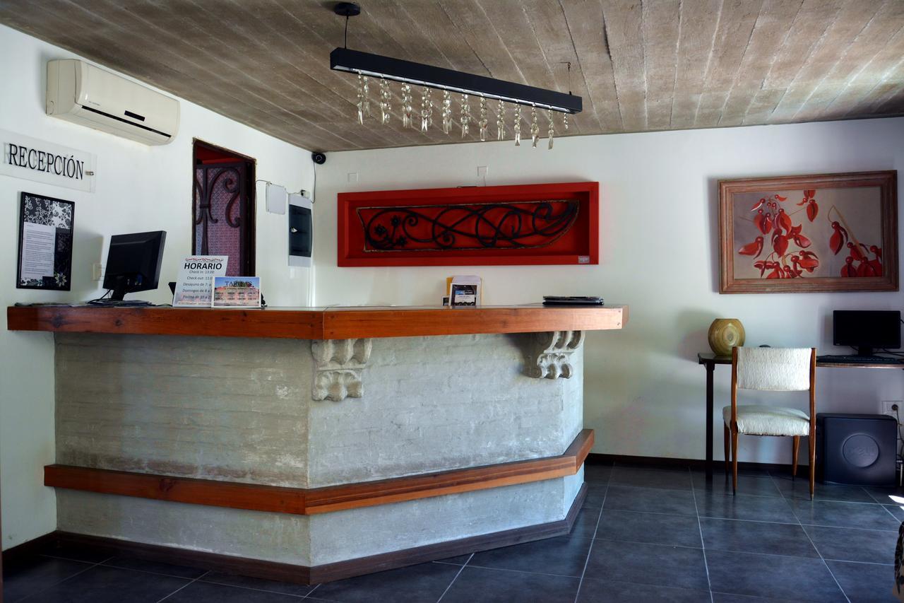 Hotel Posada La Comandancia Melo Esterno foto